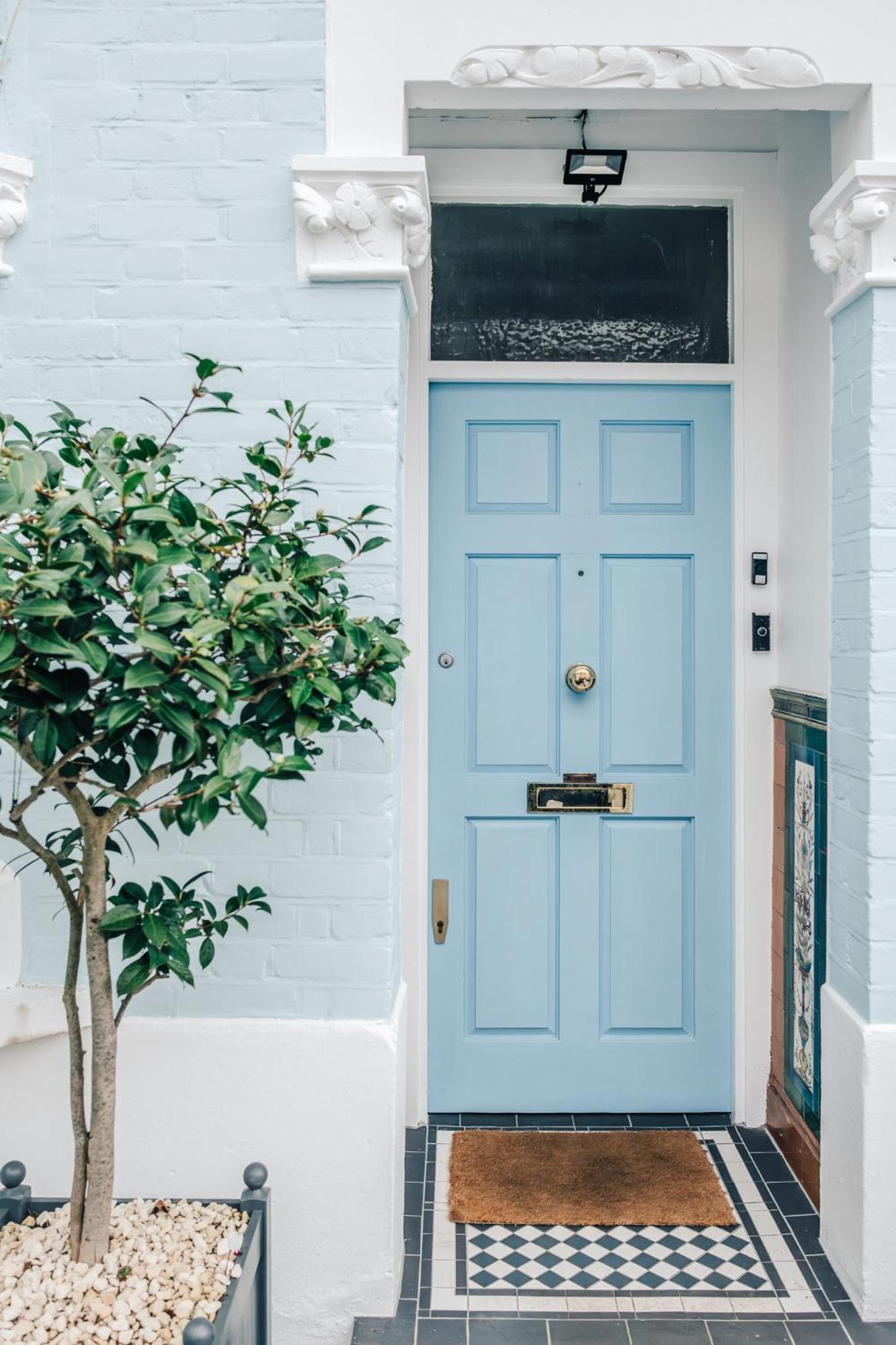 3 Bed, 2 Bath Stylish Flat *